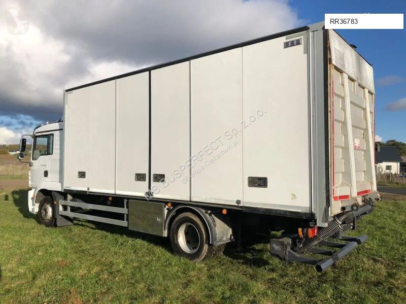 Vrachtwagen MAN TGM 15.290