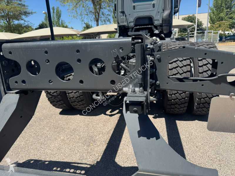 شاحنة Mercedes  3340 K 6X4