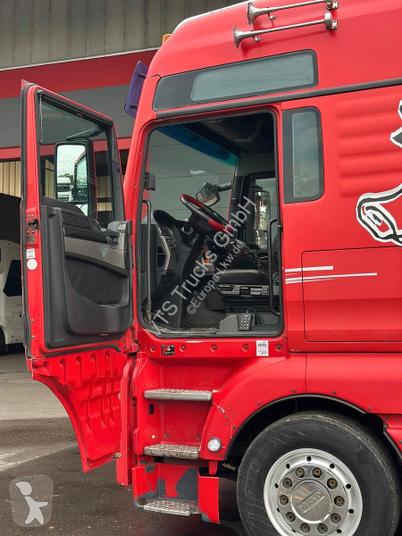 شاحنة MAN TGX 3.Stock FINKL /Hubdach/Tränke/Waage