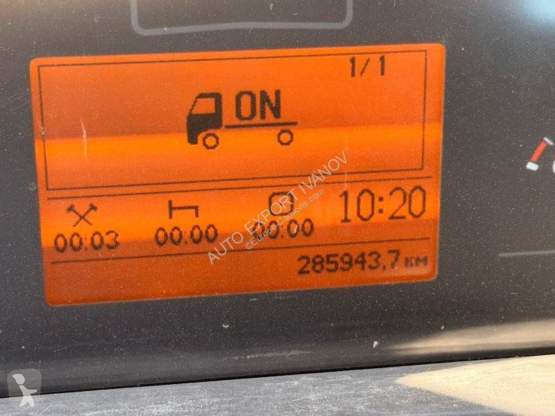 شاحنة Volvo 320