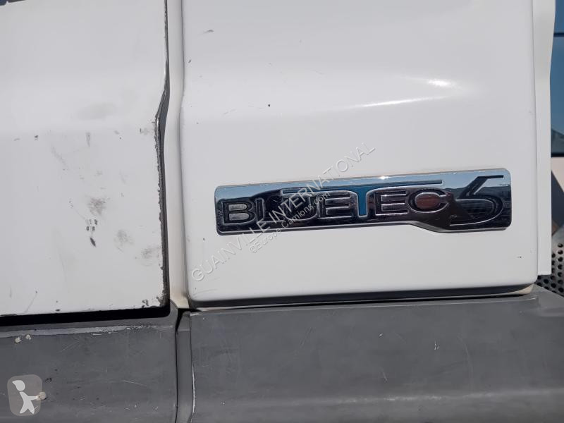 شاحنة Mercedes 1833