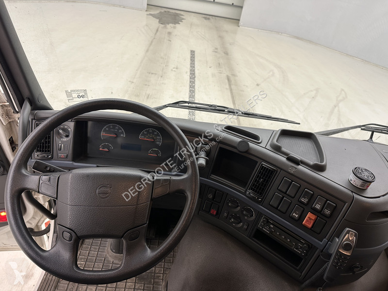 شاحنة Volvo 380*