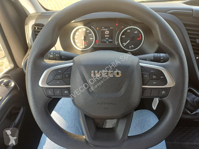 شاحنة Iveco DAILY 35C16 3.0 - 4100