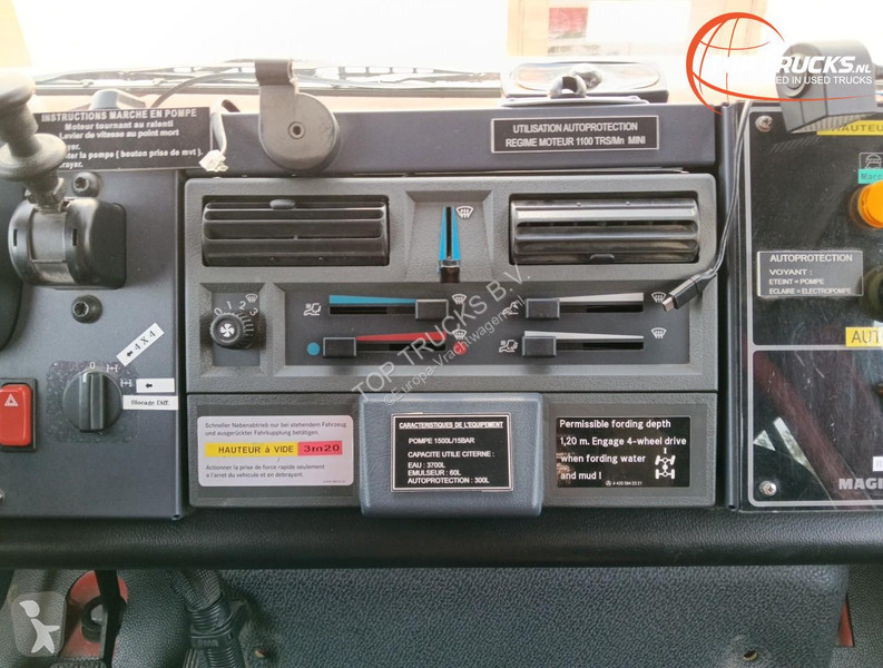 Camion Unimog U 5000 4x4 - Mercedes-Benz (type...