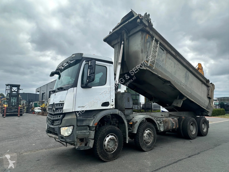 شاحنة Mercedes 4145 8x4 kipper 3x Available