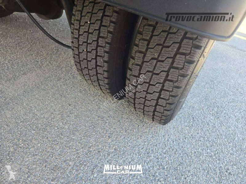 شاحنة Iveco 35-14 RIBALTABILE TRILAT 2022