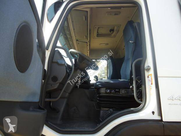 شاحنة Volvo