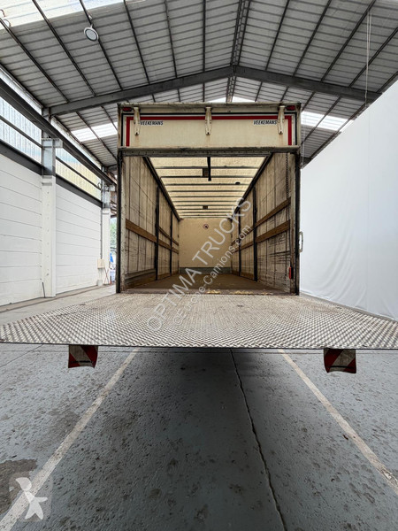 شاحنة DAF 220