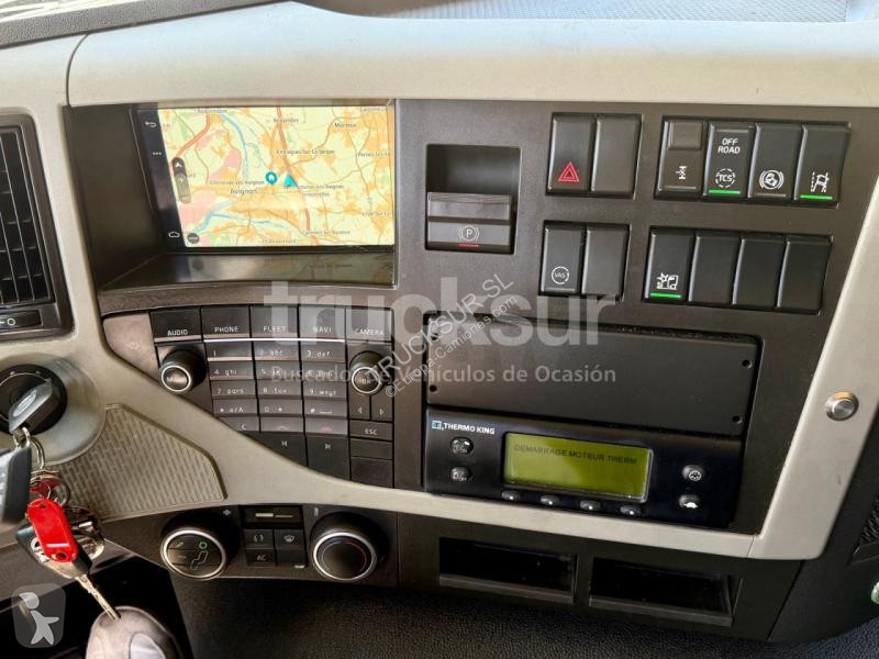 شاحنة Volvo 330.18