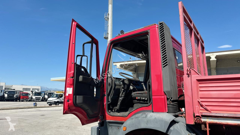 شاحنة Iveco 100E21 4X4