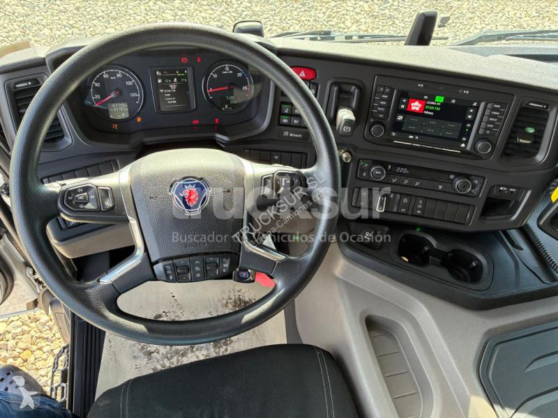 شاحنة Scania ejes 6x2*4 500.26 CHASIS