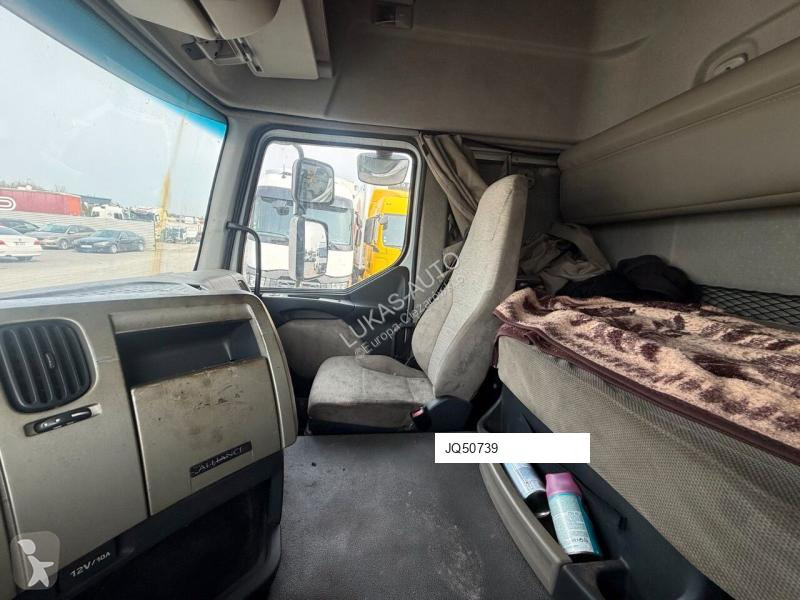 شاحنة Renault PREMIUM