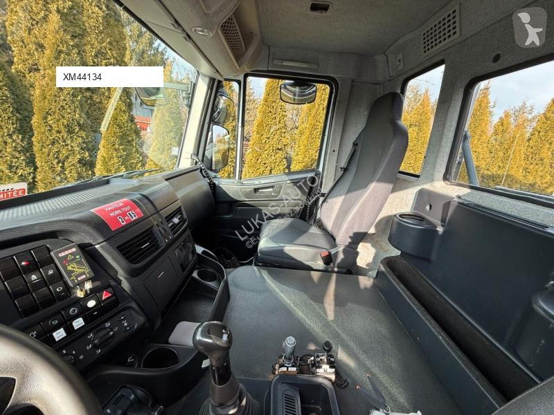 شاحنة Iveco F135