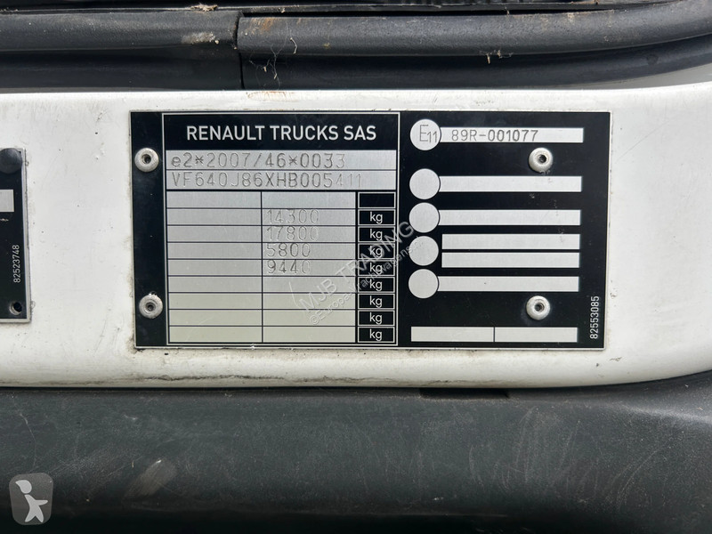 شاحنة Renault D240 D240