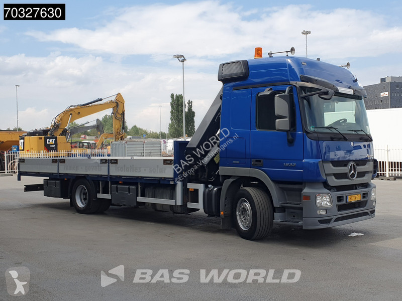 شاحنة Mercedes 1832 4X2 HMF 2020K6 6 Extensions...