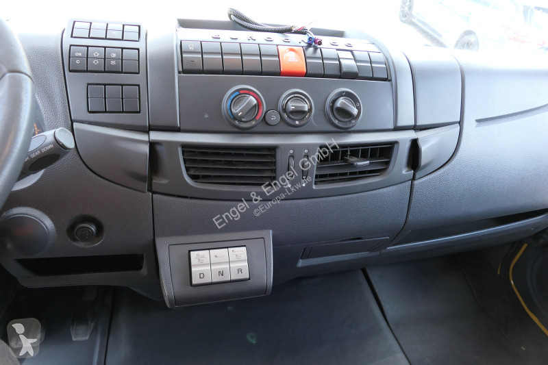 شاحنة Iveco EuroCargo ML 75 E 16 P