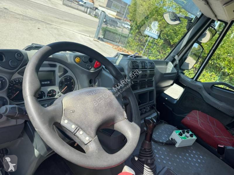 شاحنة Iveco