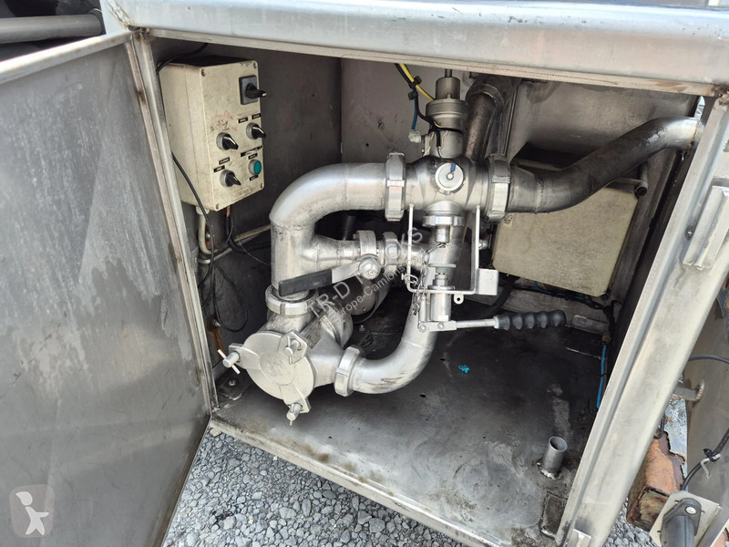 شاحنة Renault 430 11000L INSULATED INOX TANK -...