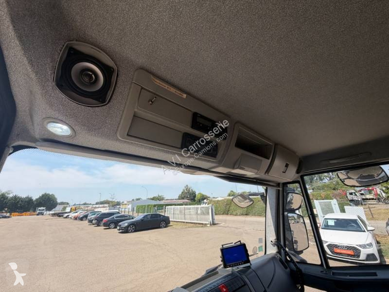 شاحنة Iveco