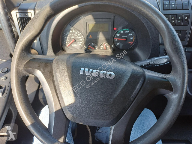 شاحنة Iveco EUROCARGO ML120E25