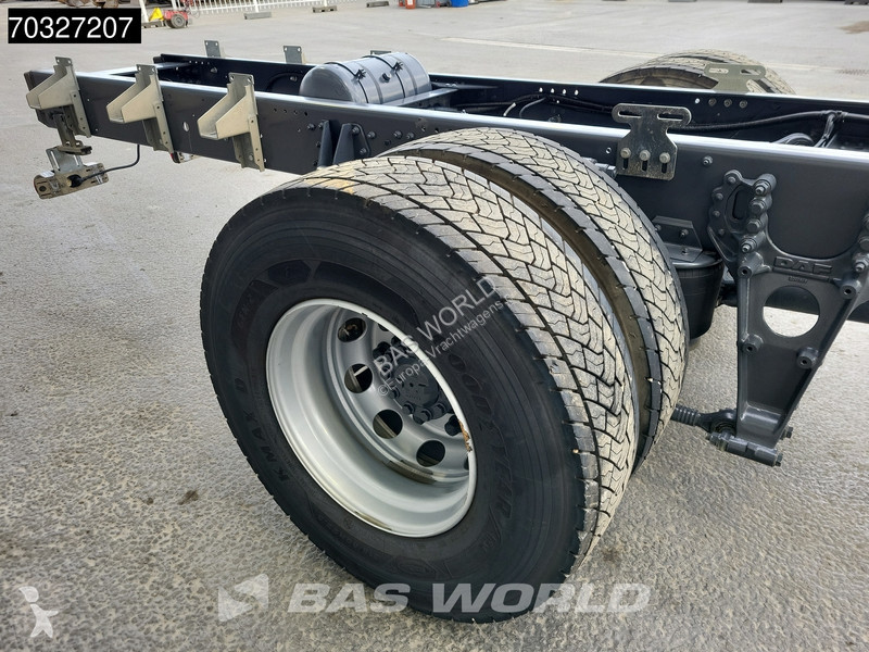 شاحنة DAF 290 4X2 19tons chassis 625cm...