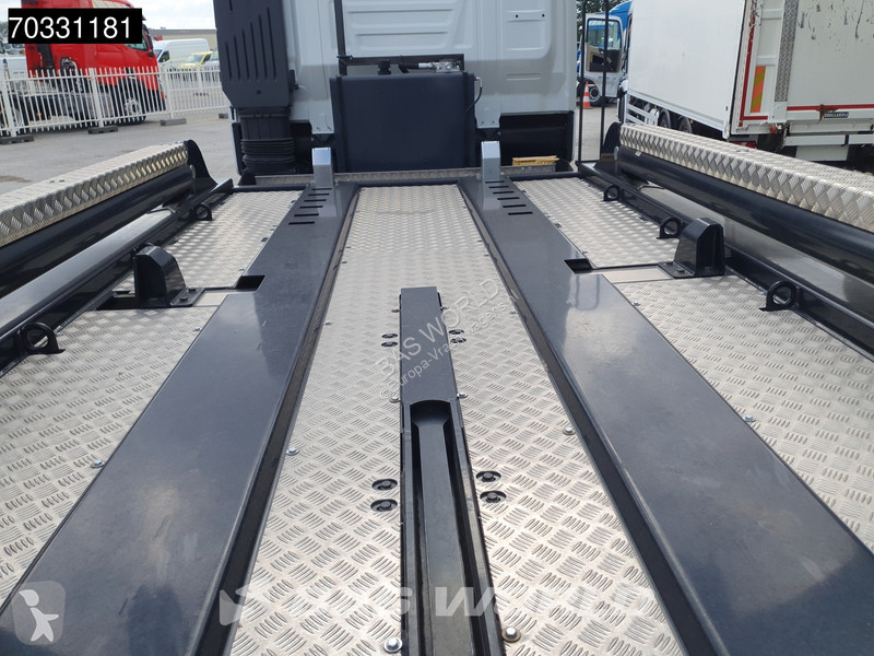 شاحنة Iveco XWay 530 6X2 NEW! Hiab FTR18...