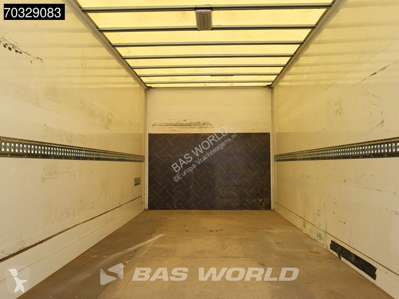 شاحنة DAF LF 180 LF 4X2 12tonner kg...