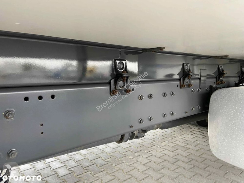 شاحنة DAF 370 CHŁODNIA CHEREAU CARRIER SUPRA...