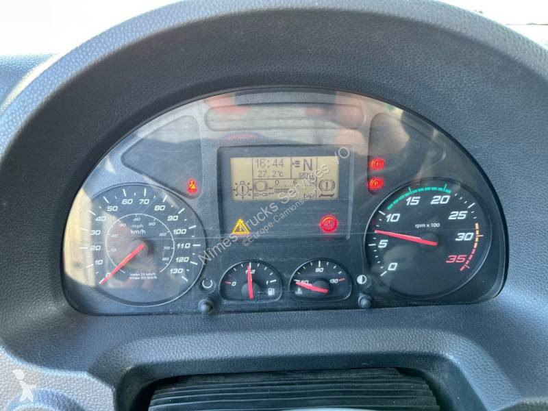 شاحنة Iveco