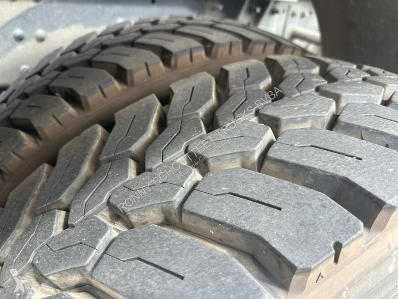 شاحنة Mercedes Actros 1831 4x2 Actros 1831 4x2,...