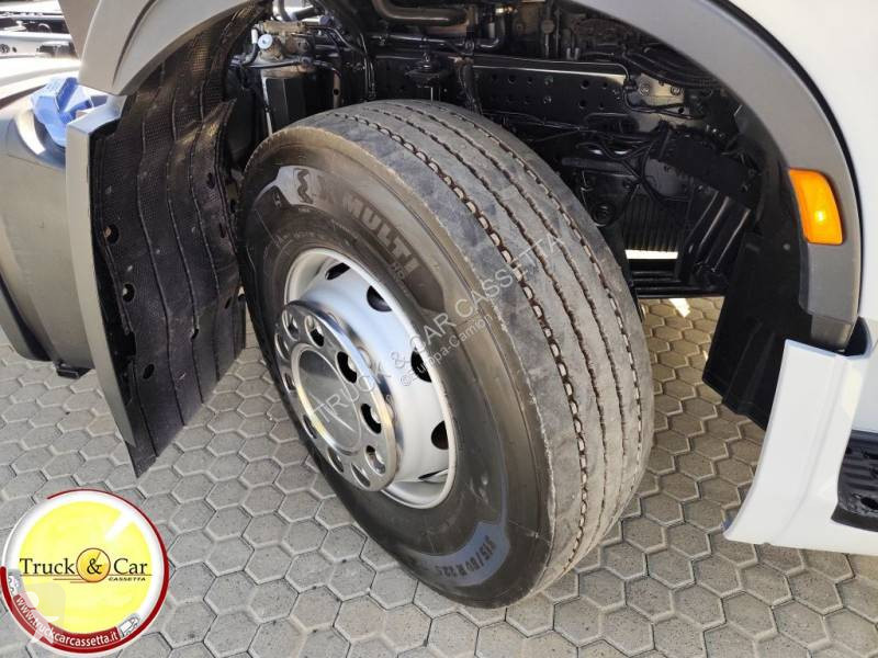 شاحنة Iveco