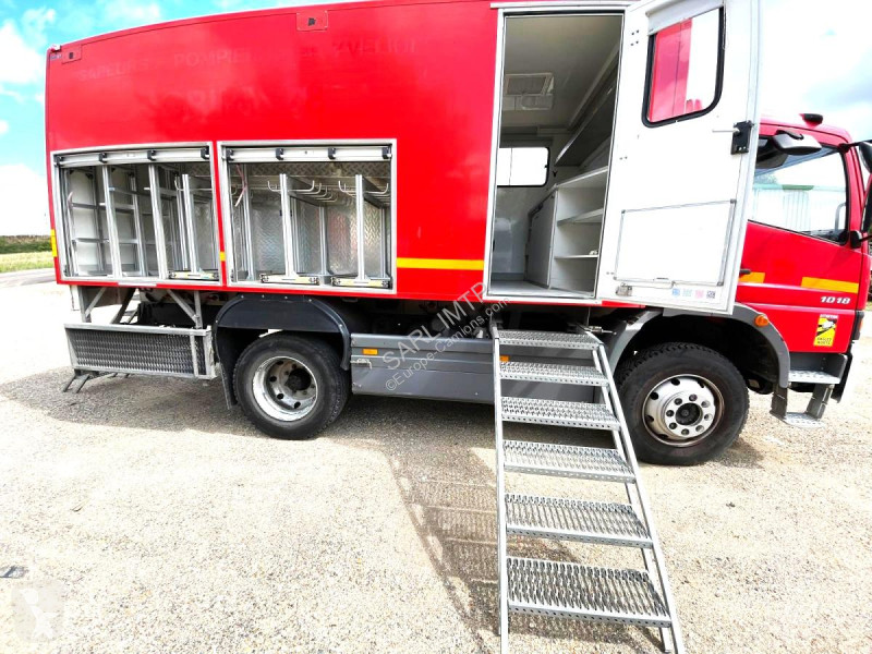Camion Mercedes  4X4 VASP AMENAGE CARAVANE