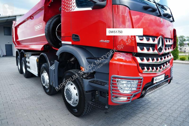 شاحنة Mercedes AROCS 4145