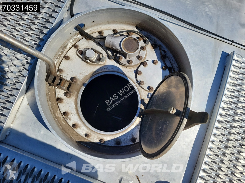 شاحنة Mercedes 1833 4X2 Tank Truck 3...