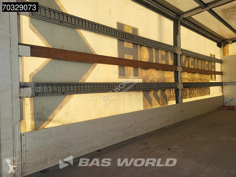 شاحنة MAN 12.220 4X2 12tons curtainsides 1000kg...