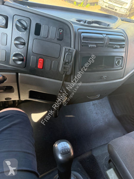 شاحنة Mercedes 818 HU02/27, LBW, Rockinger AHK