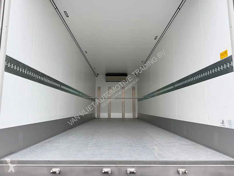 شاحنة MAN 33.360 BB CH 6x4 Refrigerated Box Truck
