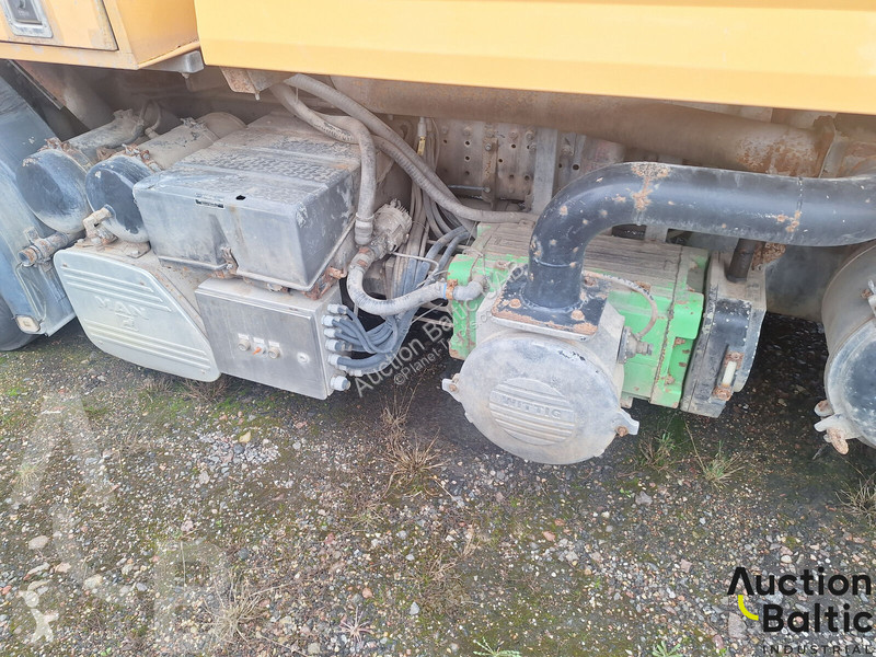 Camion MAN 200