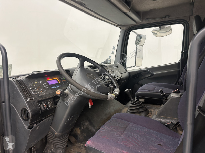 شاحنة Mercedes 1523