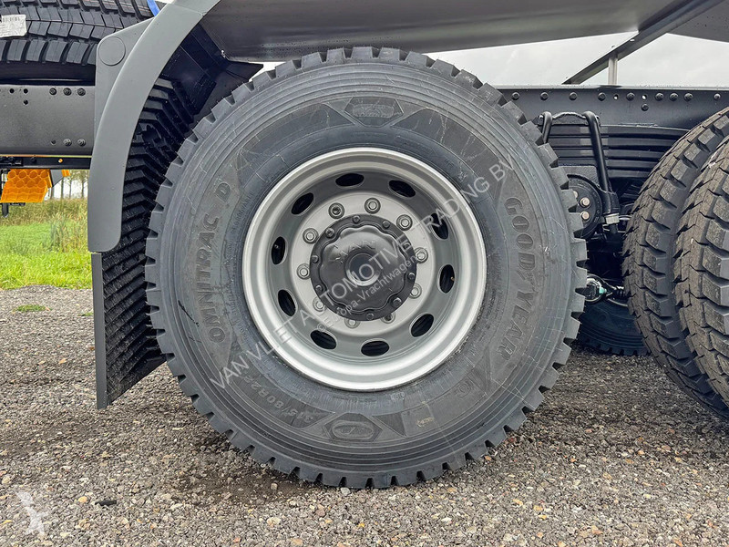 شاحنة MAN 33.400 BB CH Chassis Cabin (6 units)