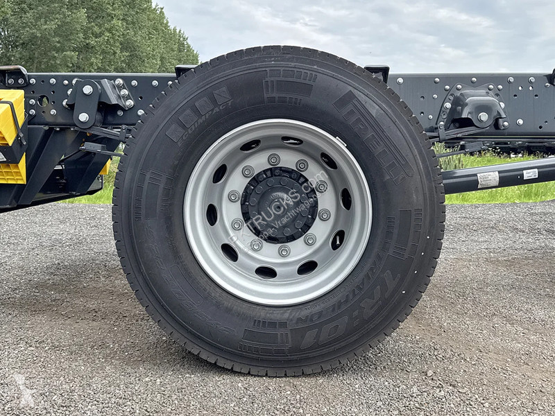 شاحنة Iveco EuroCargo 180 E28-4185 Chassis...