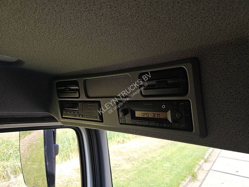 شاحنة Mercedes ATEGO 1530 LIFT AIRCO 7.2T PAYL