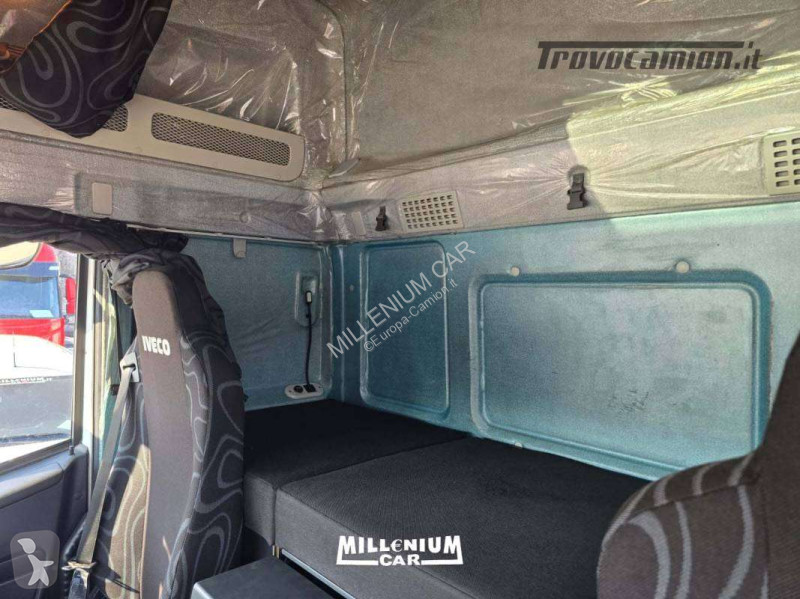 شاحنة Iveco 260S36 CENTINATO M 8,30 EURO 6