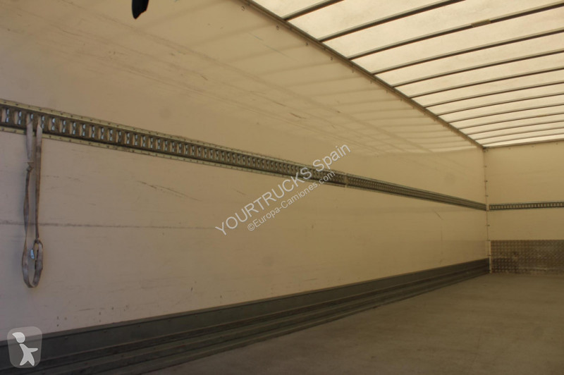 شاحنة Iveco 120-210 E6 Koffer 8,6m Klima LBW1500Kg