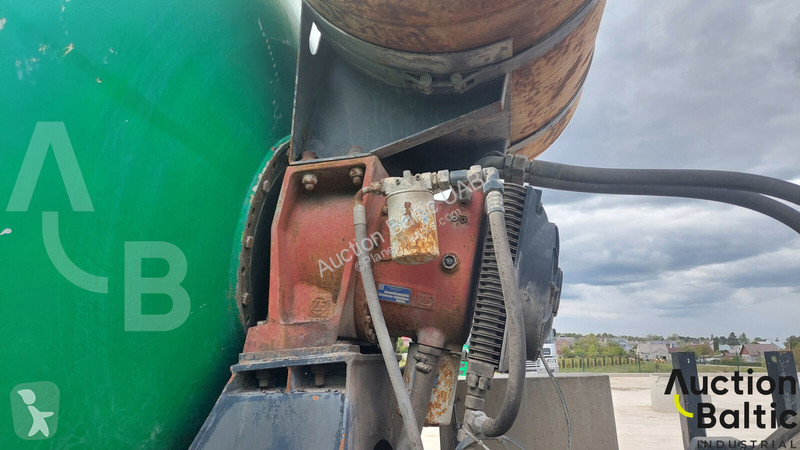 Béton Scania P 94 B