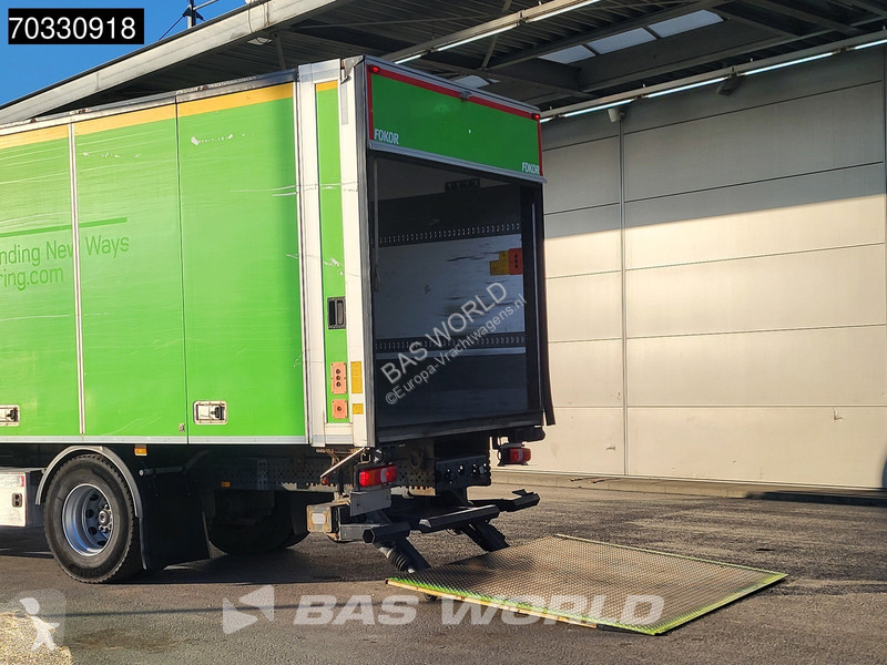 شاحنة Mercedes 1827 4X2 18tonner 2000kg...