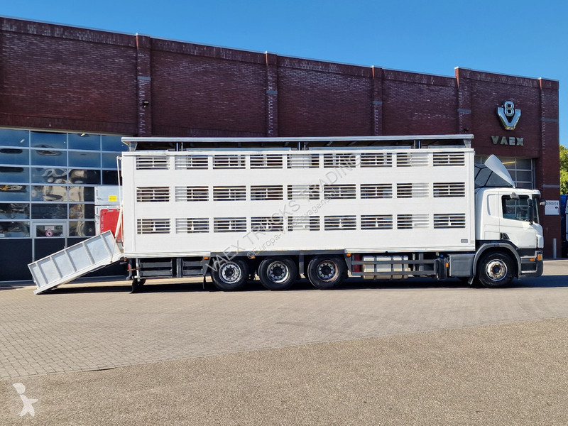 شاحنة Scania P400 8x4*4 - 2/3 deck livestock...