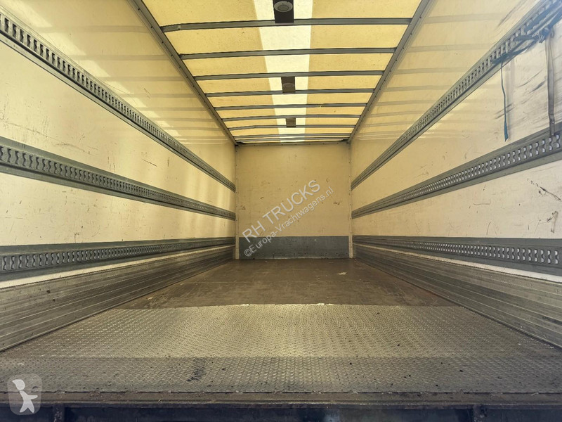 شاحنة Volvo 280 4X2 EURO 6 + DHOLLANDIA LIFT...
