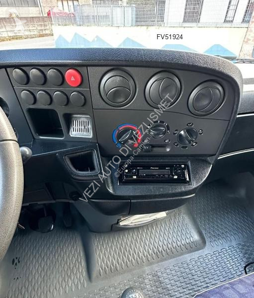 Грузовик Iveco 35c17 cc 3.0
