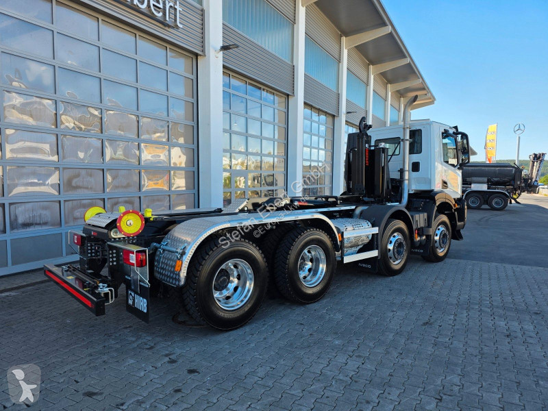 شاحنة Iveco XWay AD320X46BZ OFF 8x4 Hiab...